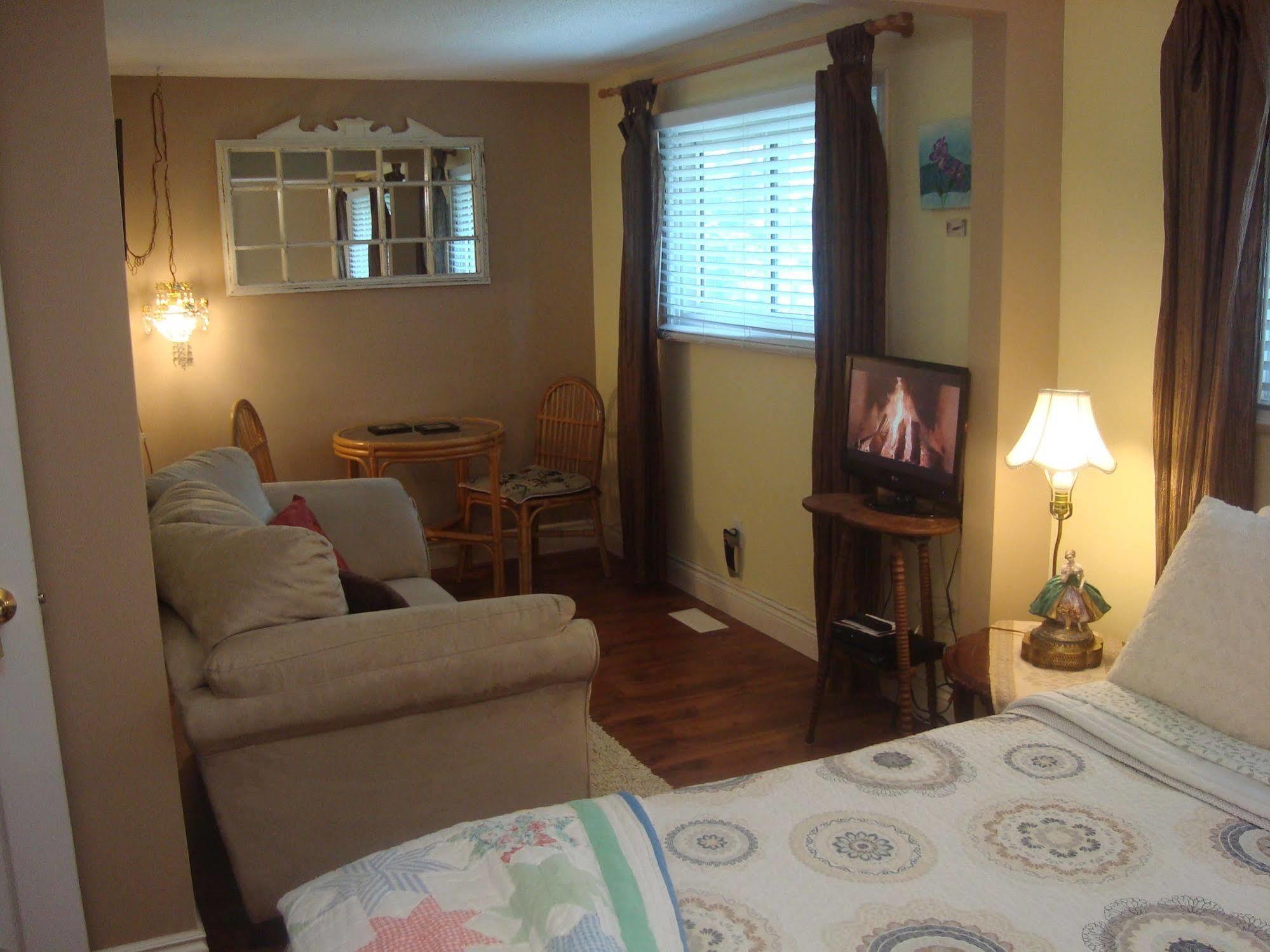 Paddington Place Bed & Breakfast Oshawa Exteriér fotografie