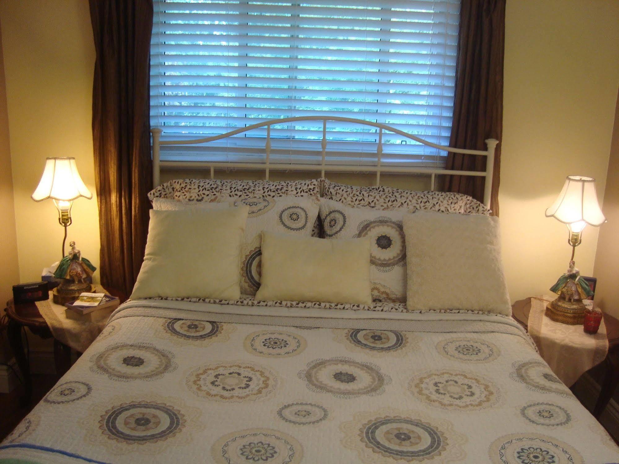 Paddington Place Bed & Breakfast Oshawa Exteriér fotografie